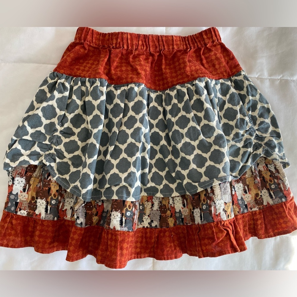 Girls handmade fall skirt. Maybe 3T/4T (measurements pictured)